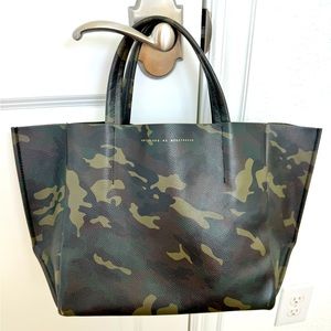Ampersand as Apostrophe Medium Camo Tote (& as “)
